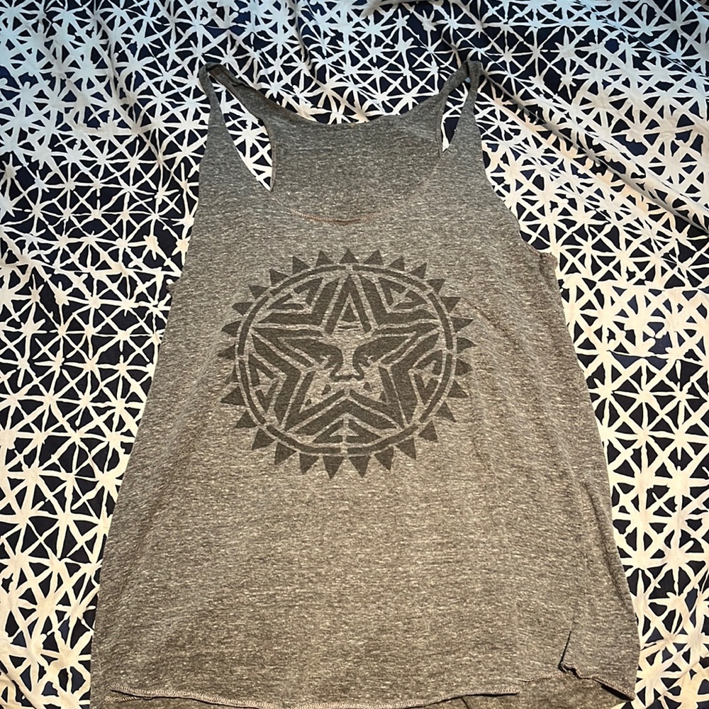 Obey Propaganda tank